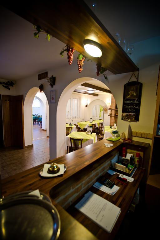 Penzion U Kraliku Kurdějov Екстериор снимка